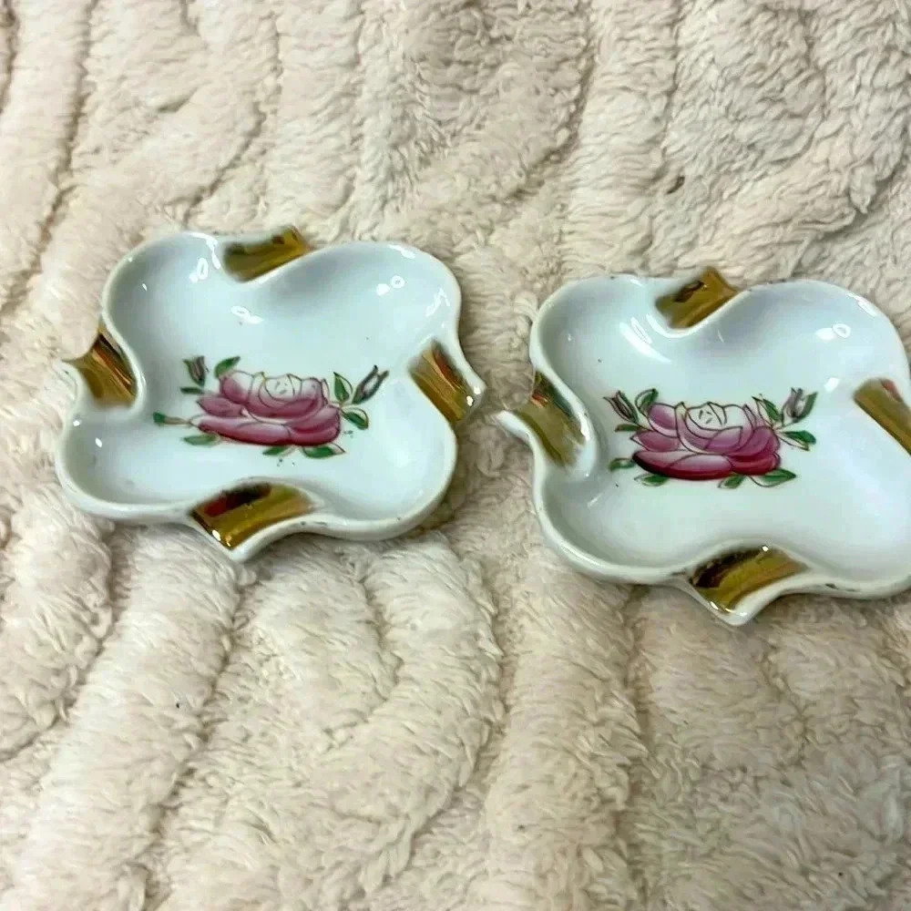 Two Rose White Green Gold Made in Occupied Japan Ashtrays